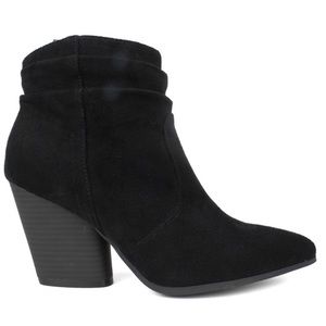 Seven Dials Halsey ankle bootie size 8 NEW